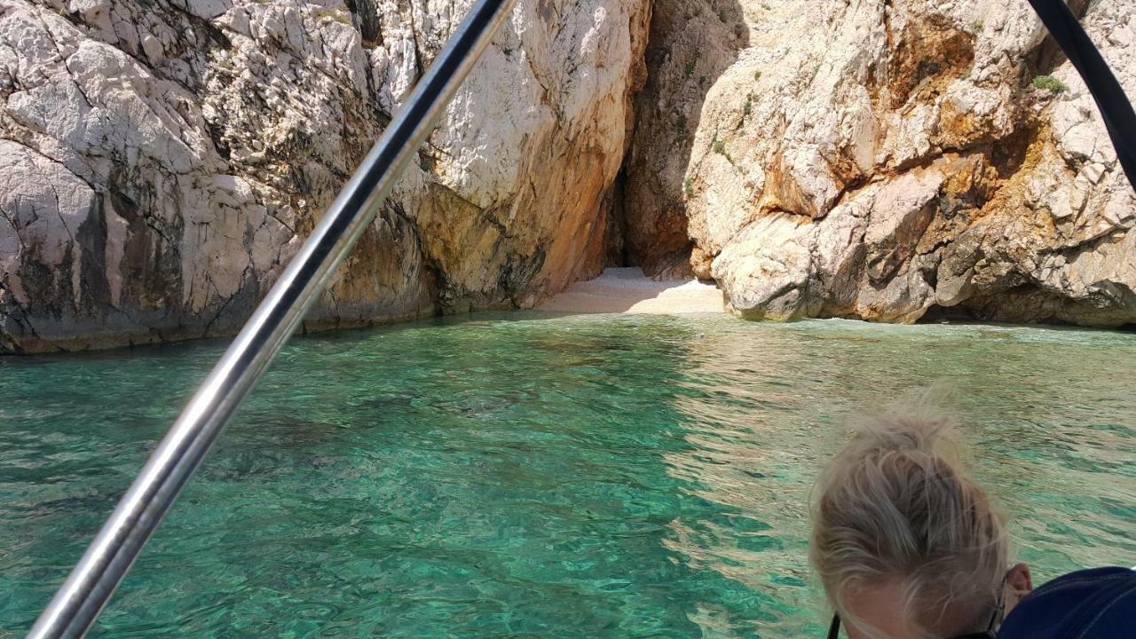 Apartments Myrjam Baška Zewnętrze zdjęcie